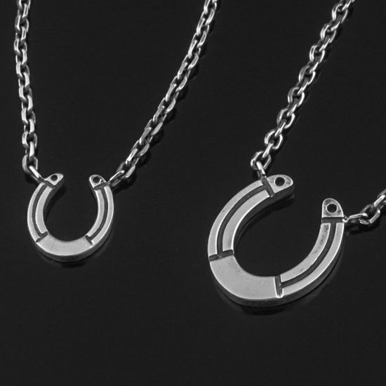 King Kroach HORSE SHOE NECKLACE BIG | GVG STORE ストア 韓国服通販 ...