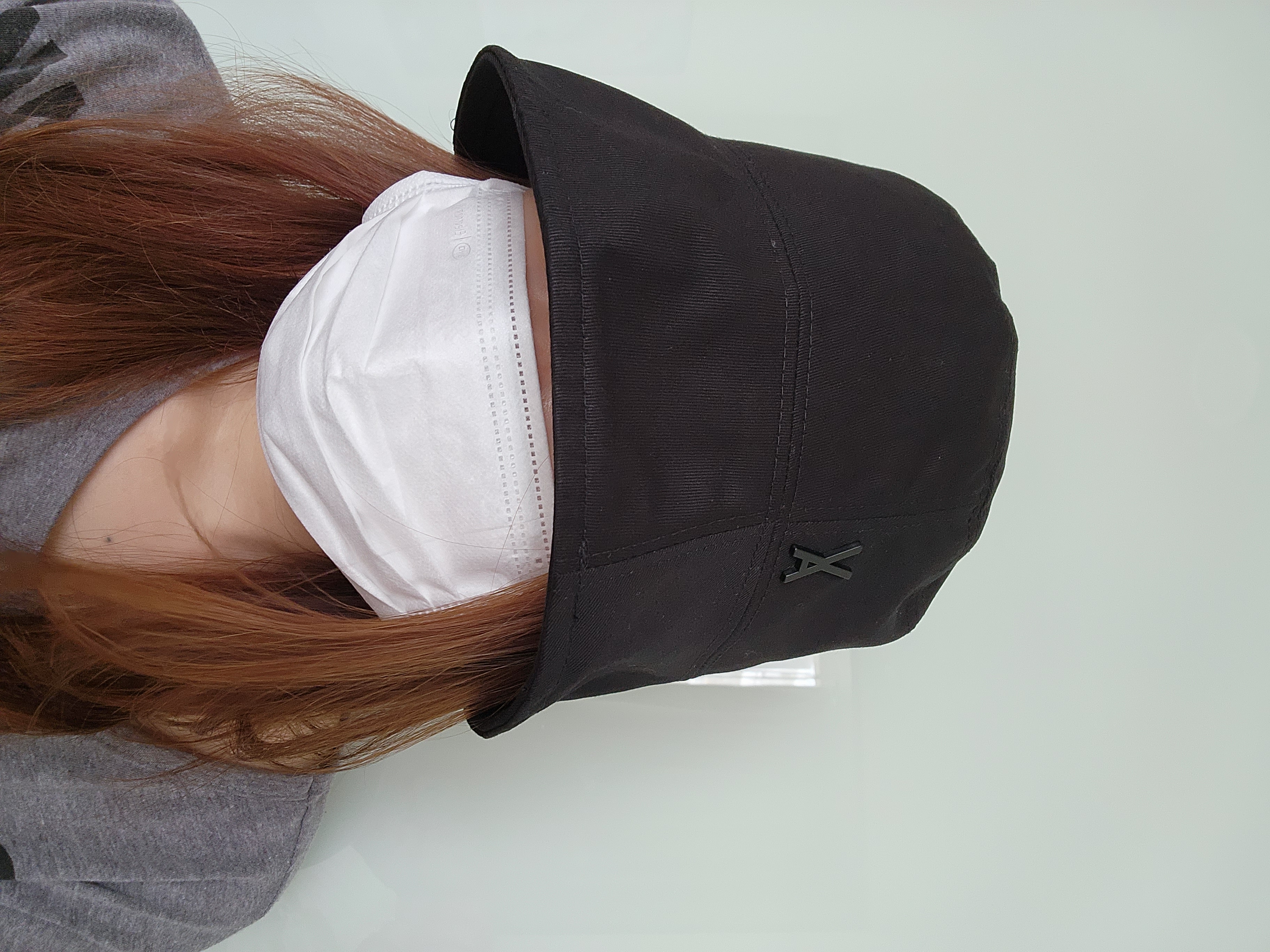 BTSジョングク、キャンプVlogバケットハットVARZAR Stud drop over fit bucket hat black | GVG  STORE ストア K-POPファッション 韓国服通販 世界直配送。